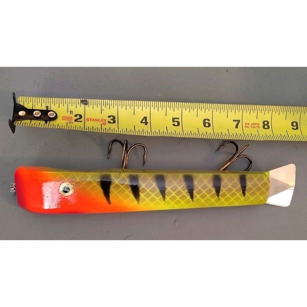 Vintage Hawg Seekers Slow Tease 9 Inch Musky Lure